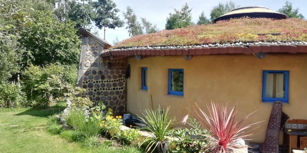 Sapphire Forest Garden Shepherd'S Hut 彻奇斯特雷顿 外观 照片