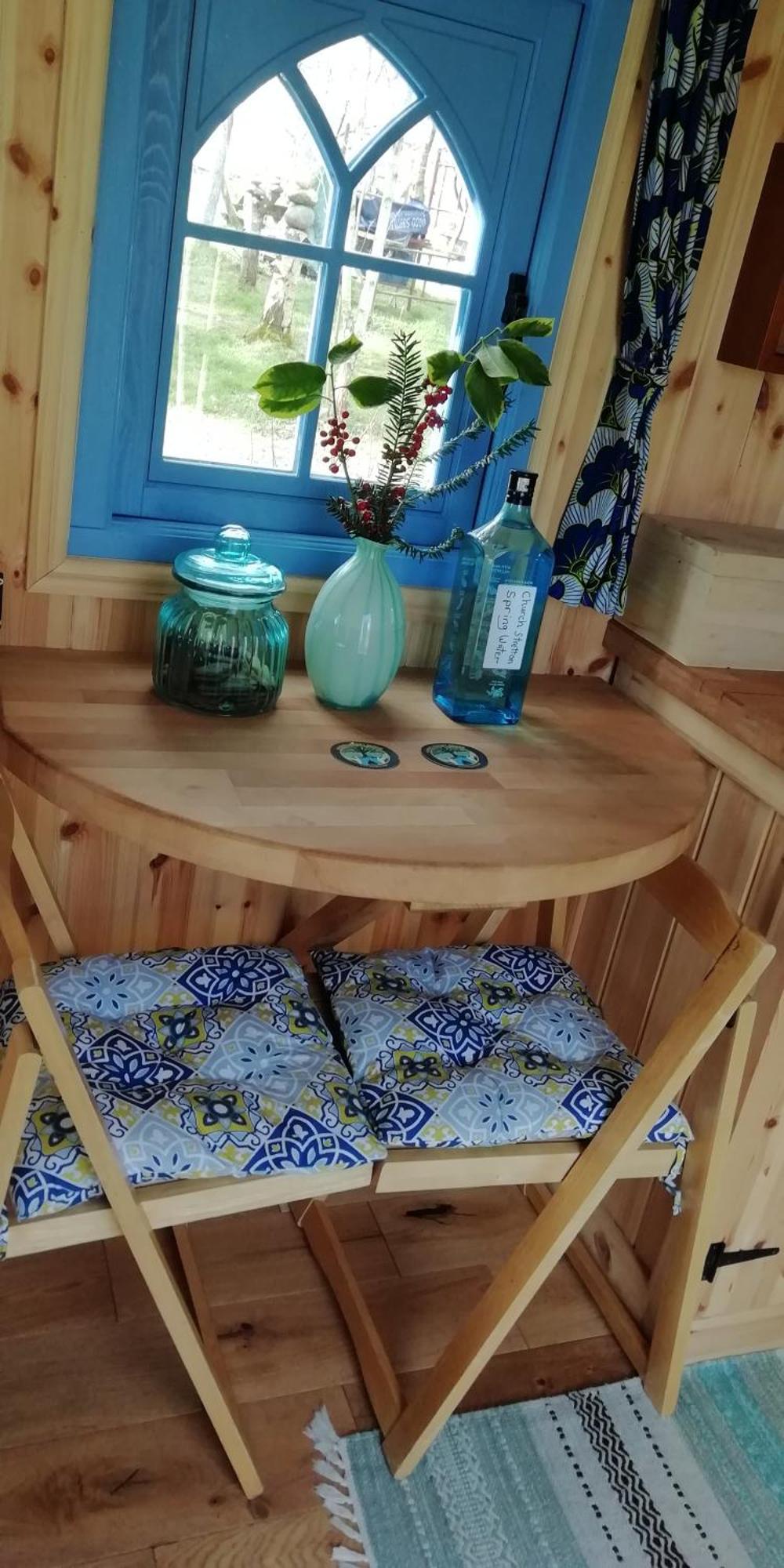 Sapphire Forest Garden Shepherd'S Hut 彻奇斯特雷顿 外观 照片